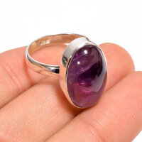 Ring, oval, schmal, aus 925er Silber, mit Amethyst