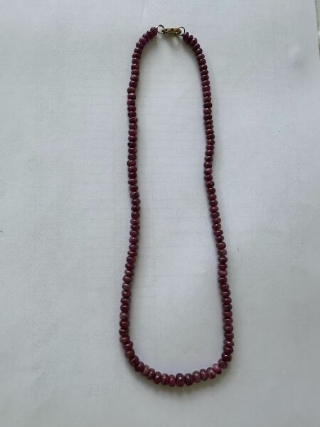 Halskette Rubin mit vergoldeten Silberelementen