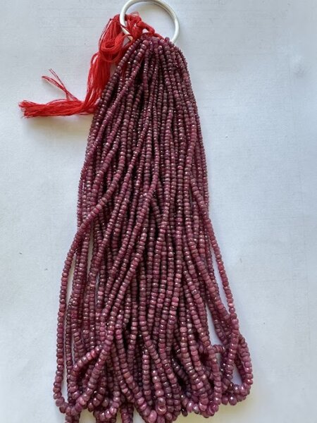 Stränge Rubin, faccetiert klein